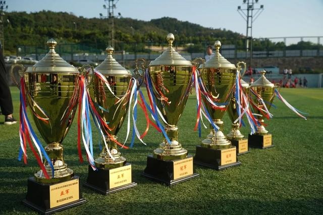 乌克兰袭击俄罗斯雅罗斯拉夫尔炼油厂，离首都仅200公里